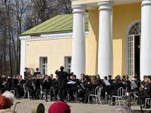 митинг В УСАДЬБЕ «БОГОРОДИЦКОЕ» В ЧЕСТЬ 80-Й ГОДОВЩИНЫ ОСВОБОЖДЕНИЯ СМОЛЕНСКОГО КРАЯ - фото - 3